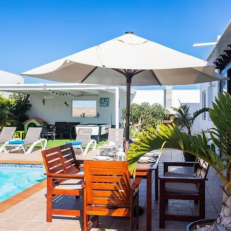 Mario Lanzarote Villa